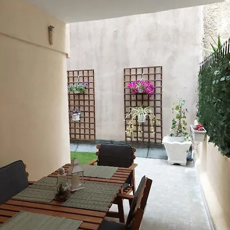 Garden Escape In Thessaloniki! سالونيك