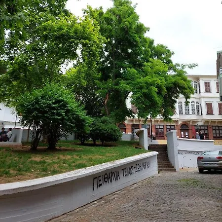 Апартаменты Garden Escape In Thessaloniki! *